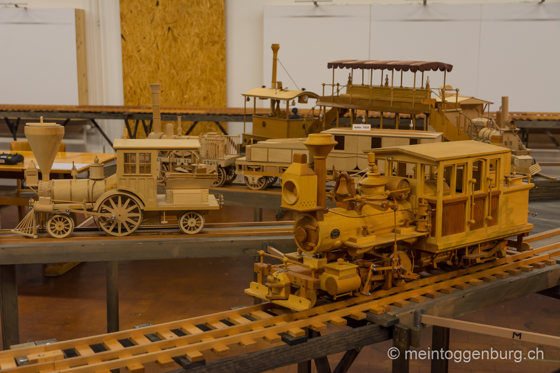 Erlebniswelt Toggenburg Lichtensteig Modelleisenbahn Museum Oldtimer Puppen Krippen